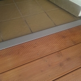 k-5 Holz Balkon